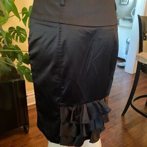 #OfficeSiren 💃 Heart & Soul Ruffle Back *Satin* Feel Skirt Sz 9 EUC